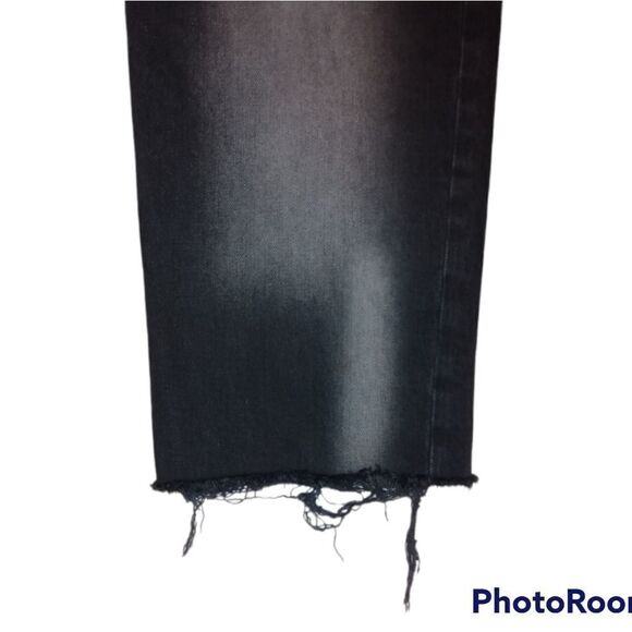 Old Navy Raw Hem Highwaisted Distressed Black Capri Jeans - Picture 7 of 13